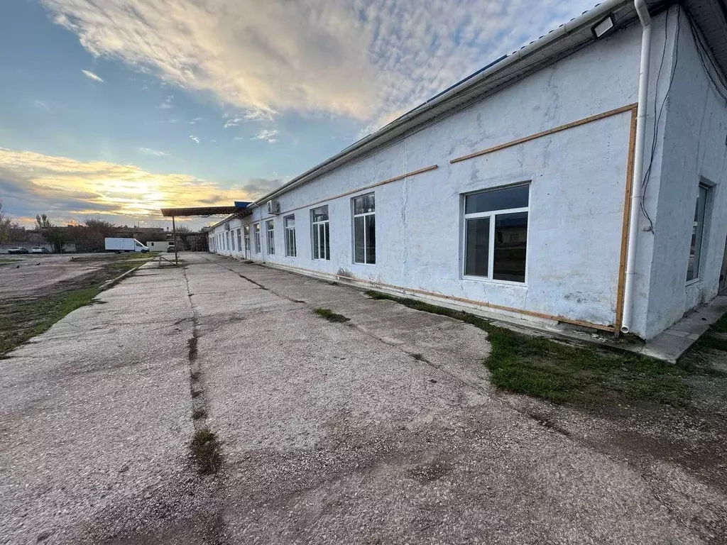 Помещение свободного назначения в Крым, Нижнегорский пгт ул. Победы, ... - Фото 2