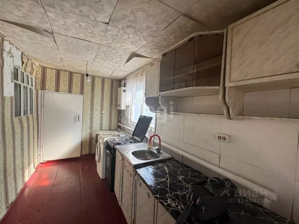 Дом в Карачаево-Черкесия, Прикубанский район, Дружбинское ... - Фото 0