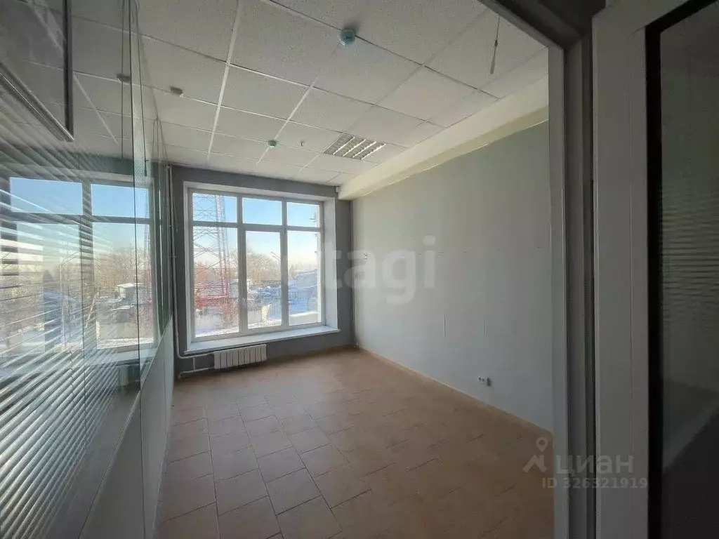 Офис в Тюменская область, Тюмень Полевая ул., 109с9 (20 м) - Фото 2