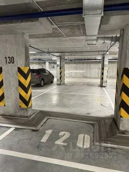 Гараж в Свердловская область, Екатеринбург ул. Азина, 31 (17 м) - Фото 1