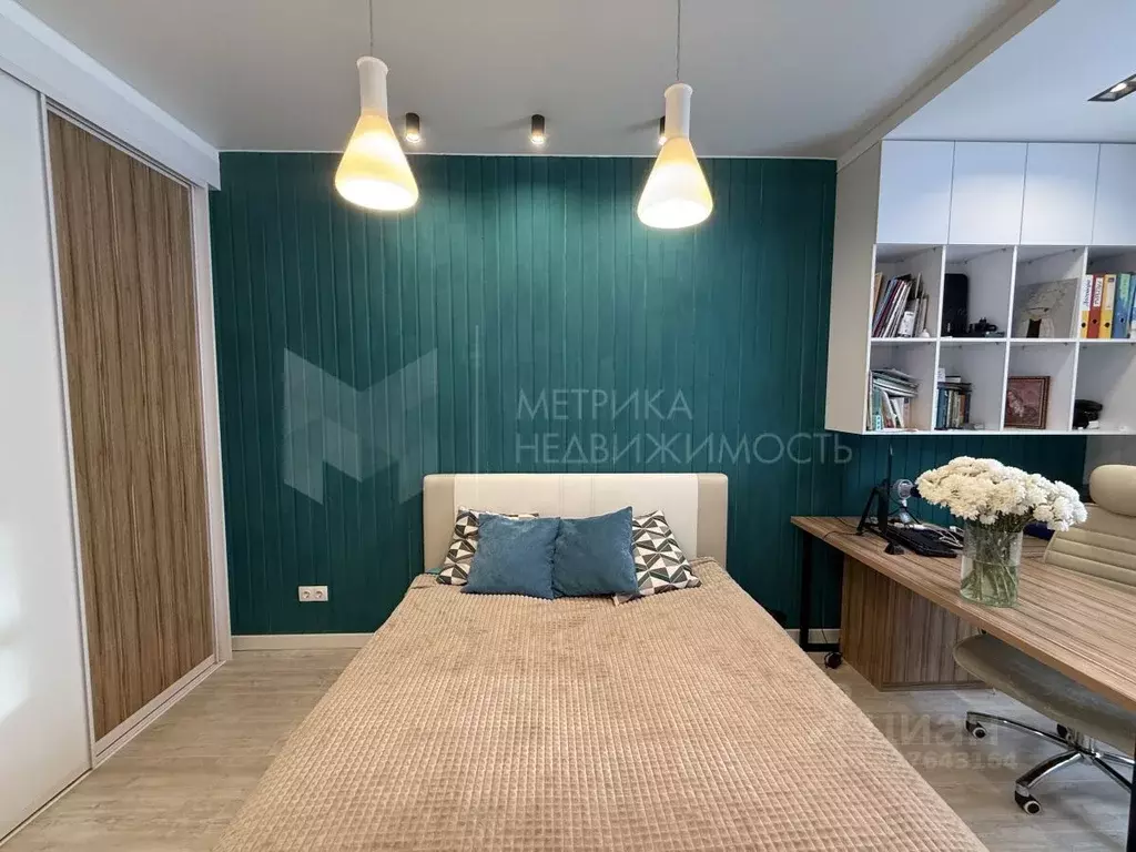 2-к кв. Тюменская область, Тюмень ул. Республики, 58 (55.0 м) - Фото 1