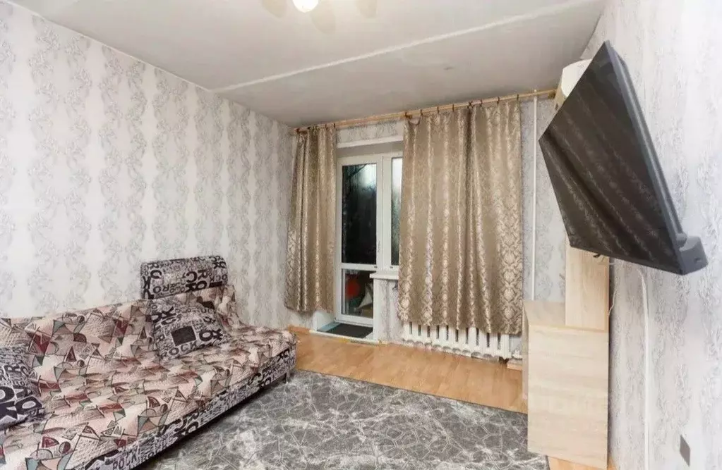 3-к кв. Оренбургская область, Оренбург Южный мкр, ул. Тобольская, 59 ... - Фото 1