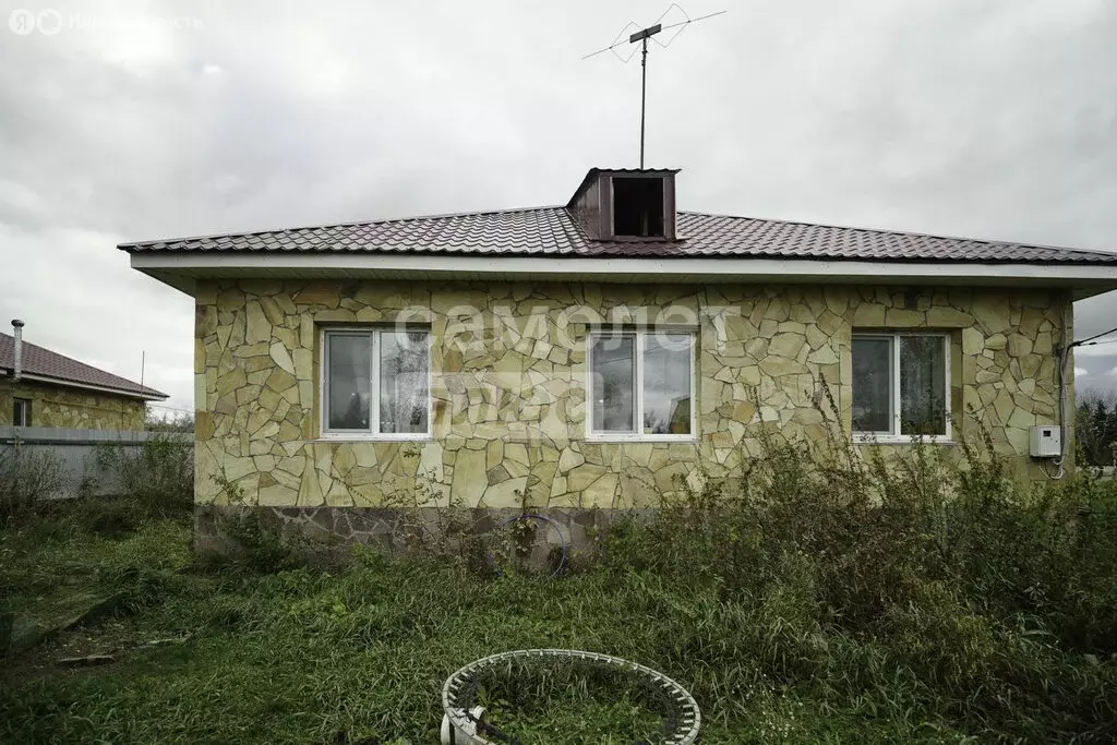 Дом в село Надеждино, Красноярская улица (120 м) - Фото 1