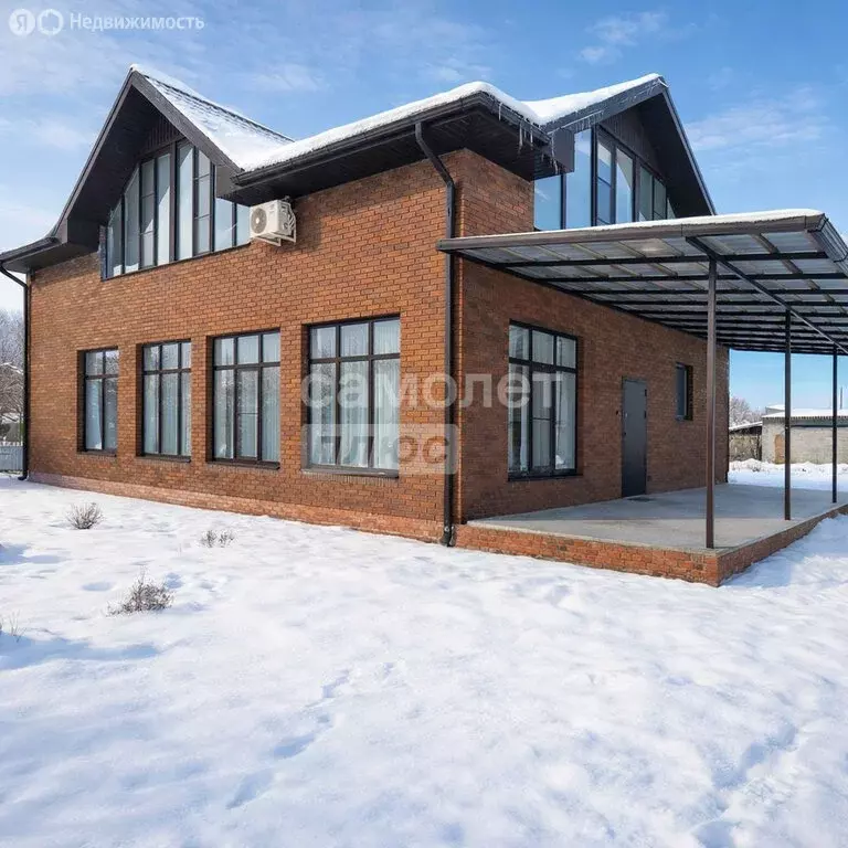 Дом в Приморско-Ахтарск, Фестивальная улица (235.7 м) - Фото 2