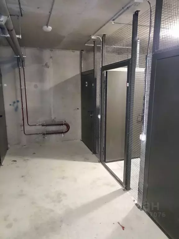 Гараж в Санкт-Петербург пос. Стрельна, просп. Буденного, 20к5 (4 м) - Фото 1