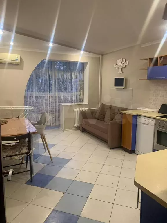 2-к. квартира, 70 м, 2/13 эт. - Фото 0