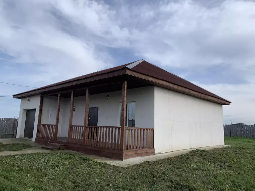 Дом в Иркутская область, Иркутский муниципальный округ, д. Грановщина ... - Фото 1