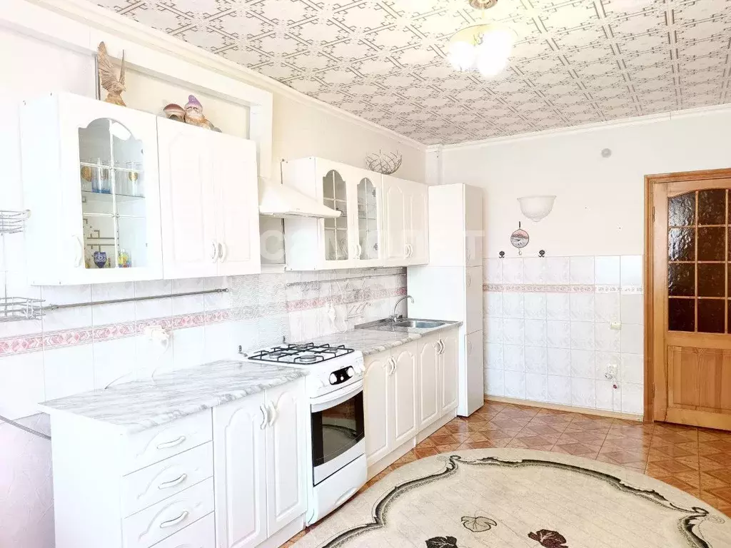 3-к кв. Калужская область, Калуга Тульская ул., 13б (93.5 м) - Фото 1