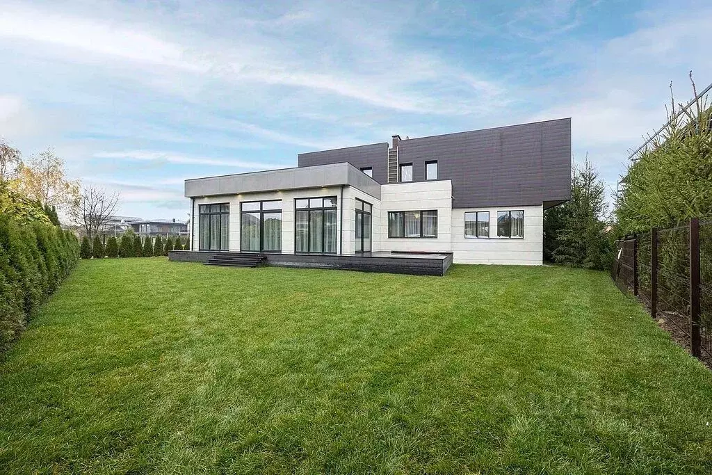 Дом в Московская область, Истра муниципальный округ, д. Покровское ул. ... - Фото 1