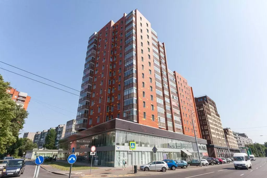 2-к кв. Калининградская область, Калининград ул. 9 Апреля, 88а (75.0 . - Фото 0