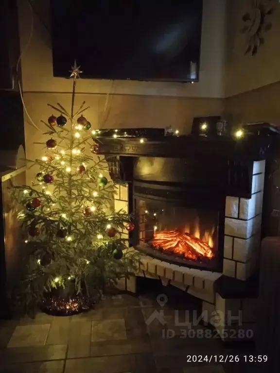 Дом в Ленинградская область, Киришский район, Глажевское с/пос, д. ... - Фото 1