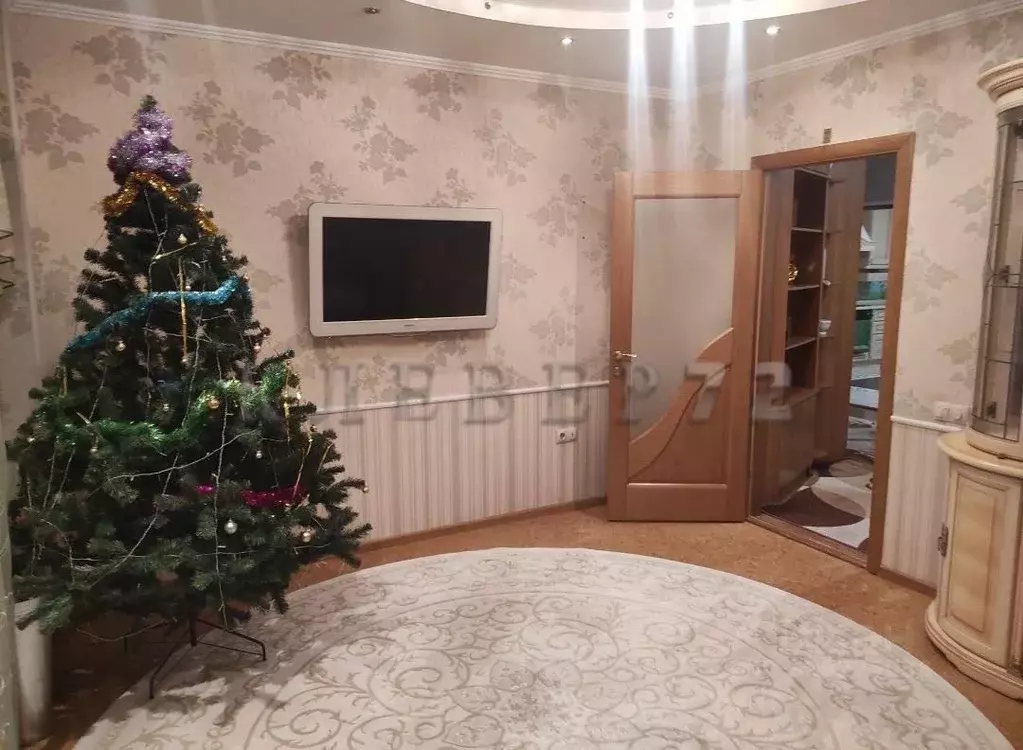 2-к кв. Тюменская область, Тюмень ул. Циолковского, 9к1 (72.0 м) - Фото 2