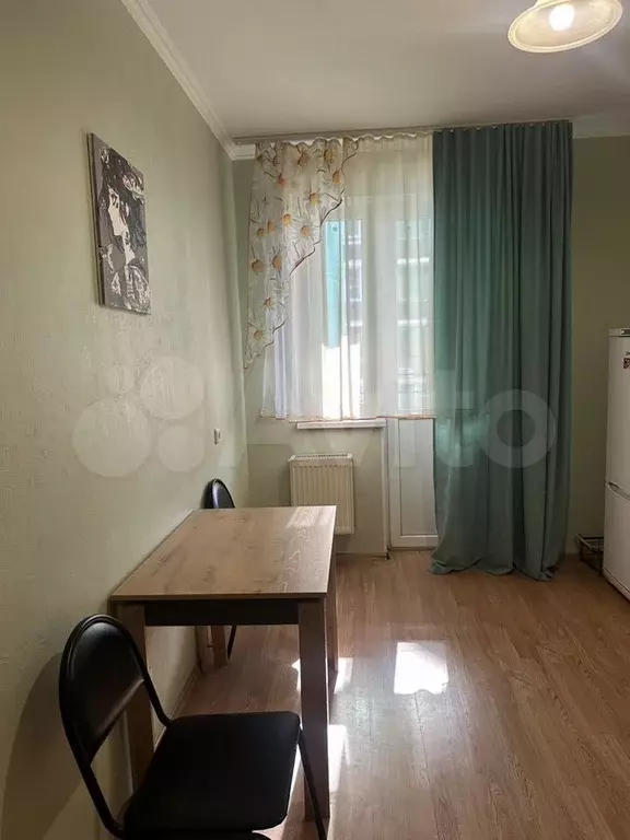 1-к. квартира, 40 м, 13/21 эт. - Фото 1