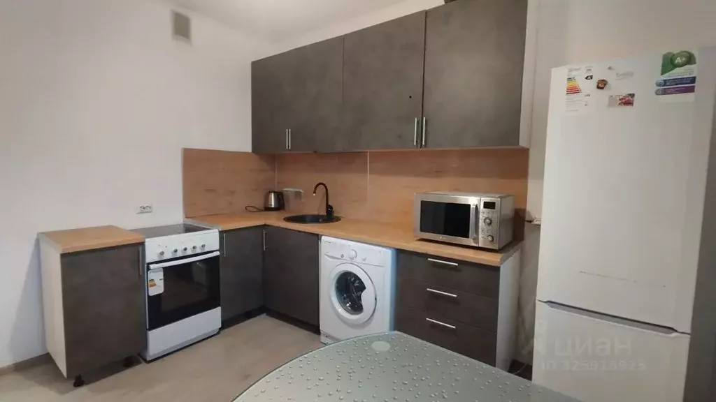 2-к кв. Ленинградская область, Мурино Всеволожский район, ул. ... - Фото 1