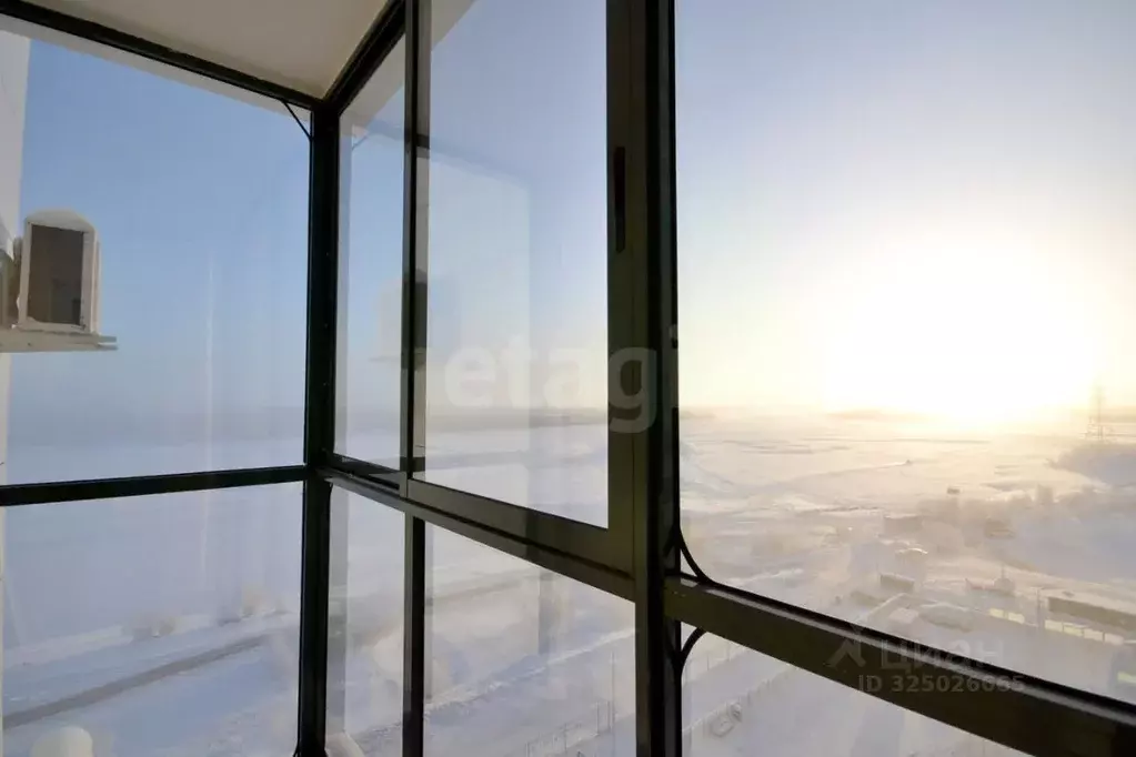 3-к кв. Саха (Якутия), Якутск ул. Ларионова, 16 (107.6 м) - Фото 1