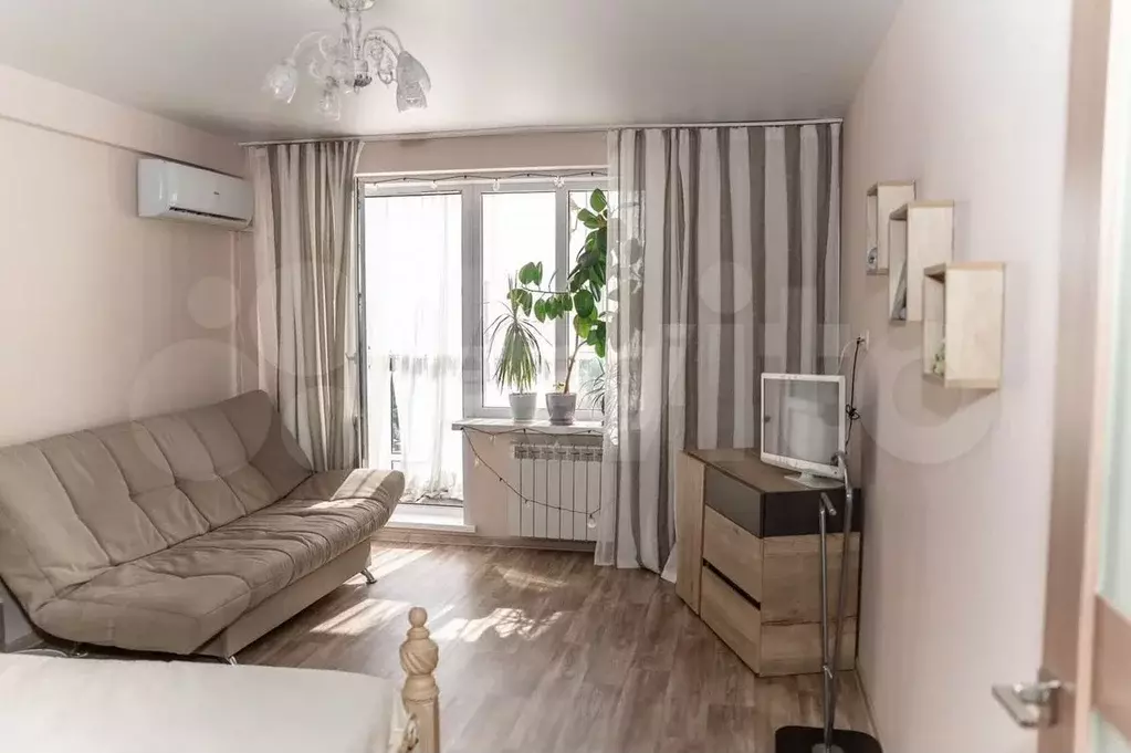 1-к. квартира, 45 м, 8/17 эт. - Фото 1