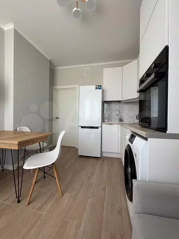 2-к. квартира, 50 м, 10/25 эт. - Фото 1