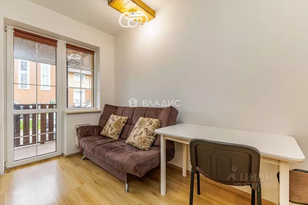 1-к кв. Калининградская область, Гурьевск Авангардная ул., 1Б (38.5 м) - Фото 1