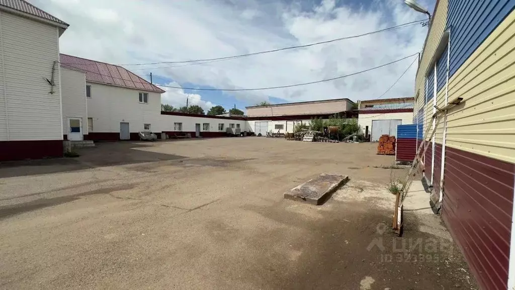 Помещение свободного назначения в Татарстан, Елабуга ул. Строителей, ... - Фото 1