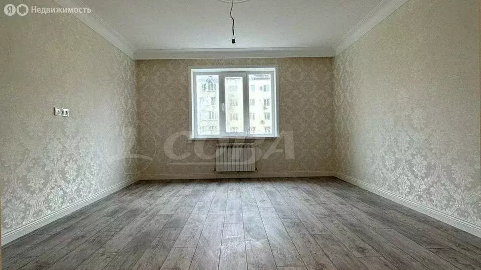 3-комнатная квартира: Каспийск, Каспийская улица, 4Д (100 м) - Фото 0