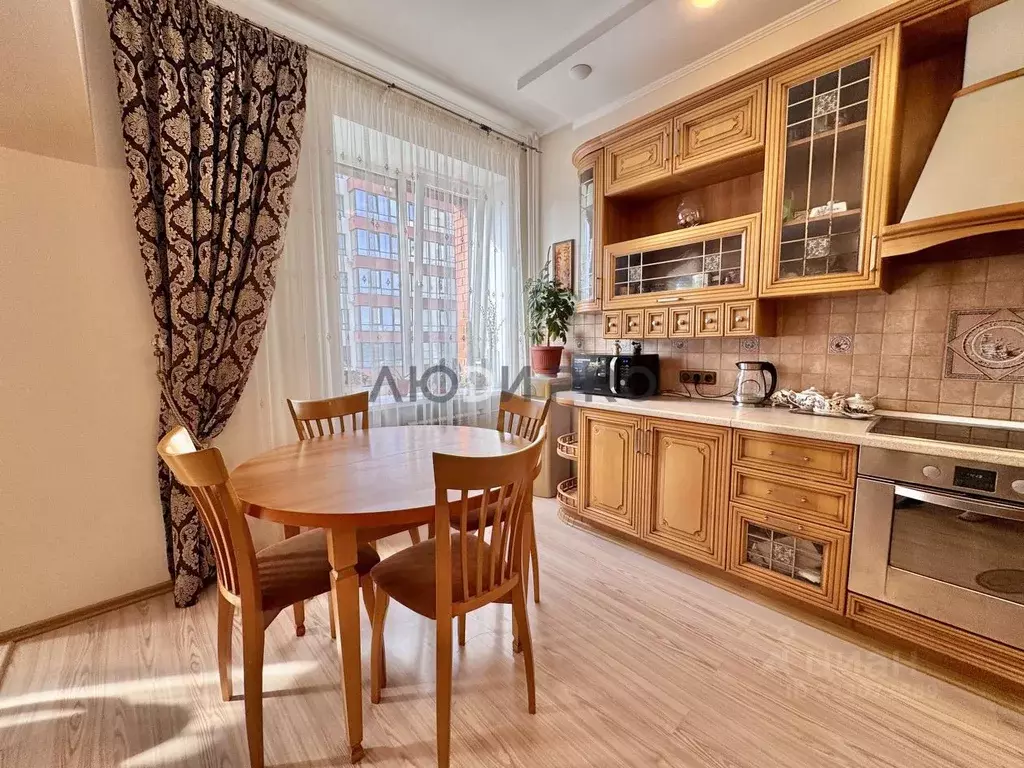 3-к кв. Алтайский край, Барнаул Комсомольский просп., 40 (151.2 м) - Фото 1