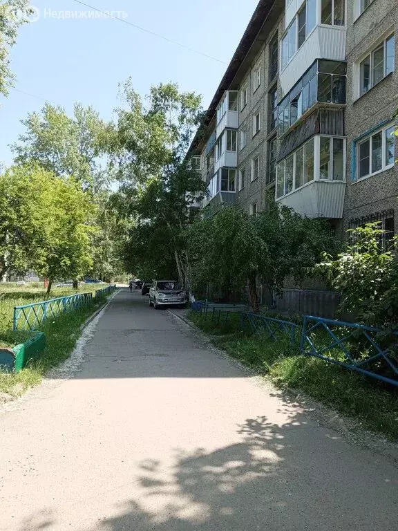 3-комнатная квартира: Шелехов, 1-й микрорайон, 23 (57.8 м) - Фото 2