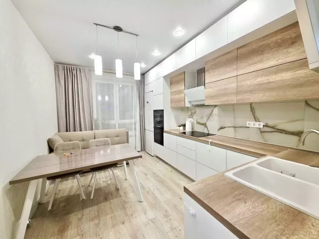 2-к кв. Татарстан, Казань ул. Разведчика Ахмерова, 9 (56.9 м) - Фото 1