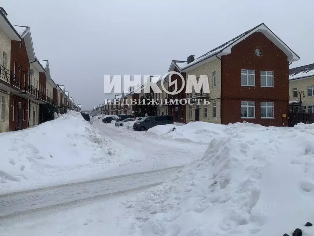 Таунхаус в Московская область, Наро-Фоминский городской округ, д. ... - Фото 0