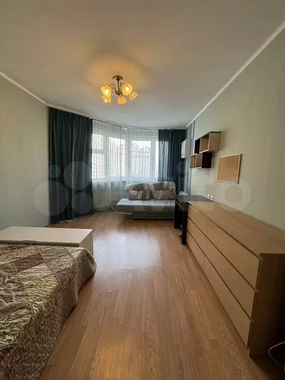 1-к. квартира, 42 м, 8/25 эт. - Фото 0