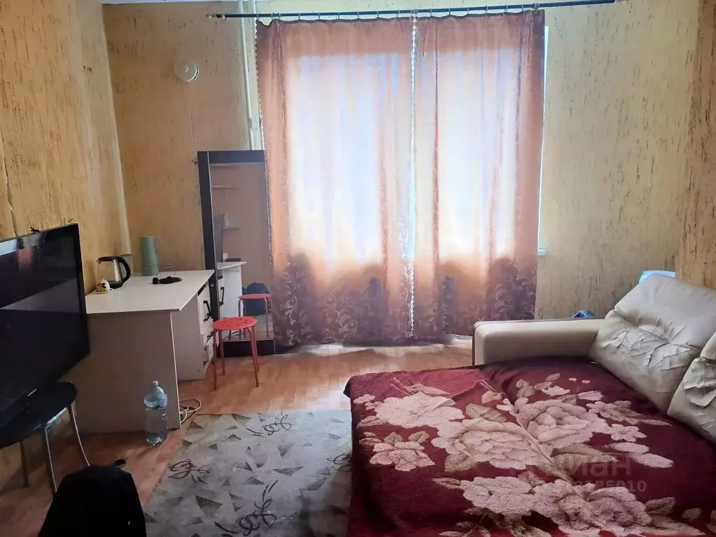 Комната Санкт-Петербург ул. Оптиков, 34к2 (18.0 м) - Фото 1