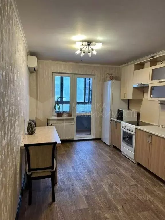 2-к кв. Тюменская область, Тюмень ул. Ю.-Р.Г. Эрвье, 26 (60.2 м) - Фото 2