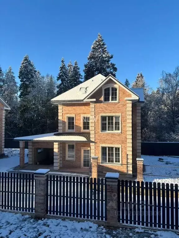 Дом в Москва пос. Внуково, ул. Некрасова, 12 (275 м) - Фото 1