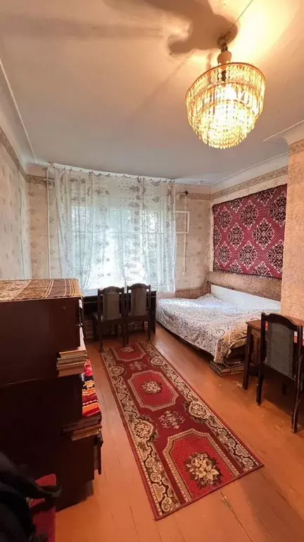 Комната 20 м в 2-к., 1/3 эт. - Фото 1