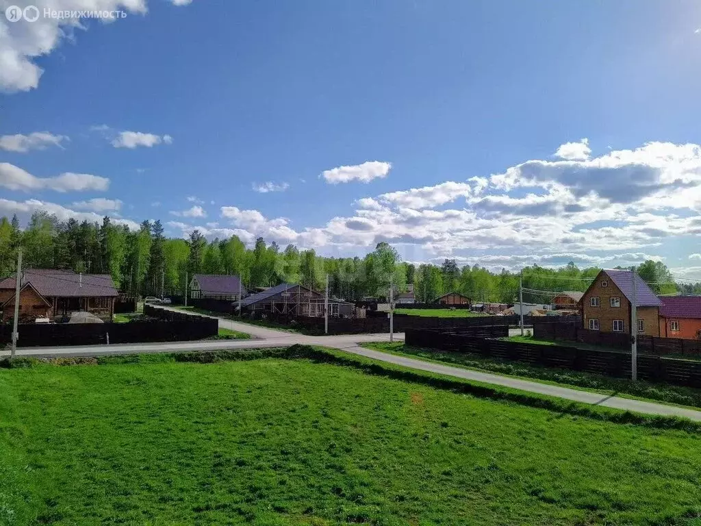 Участок в Кубовинский сельсовет, коттеджный посёлок Лаки Парк (8 м) - Фото 0