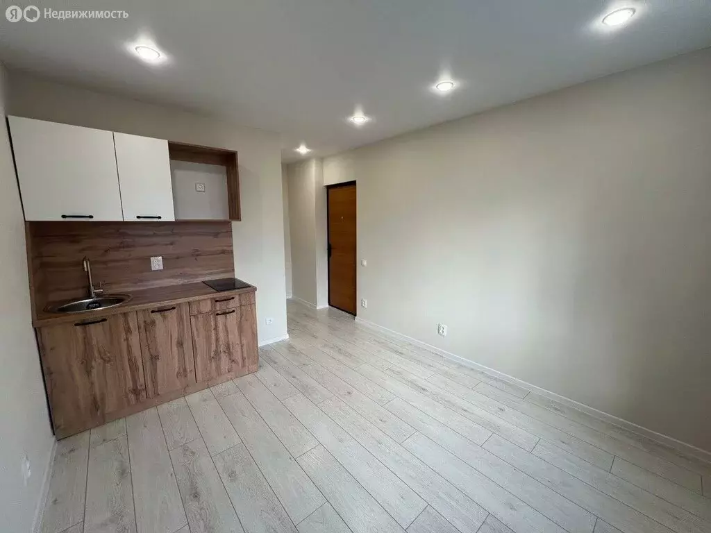 Квартира-студия: Великий Новгород, Привокзальный район, улица Саши ... - Фото 2