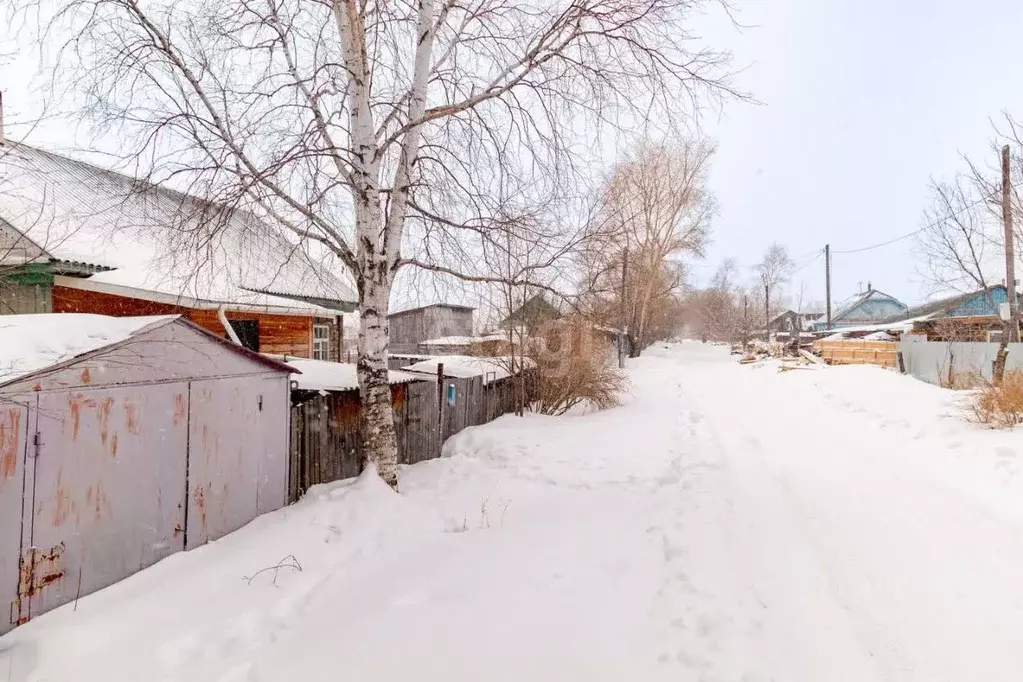 Участок в Хабаровский край, Комсомольск-на-Амуре пос. Победа, ул. ... - Фото 0