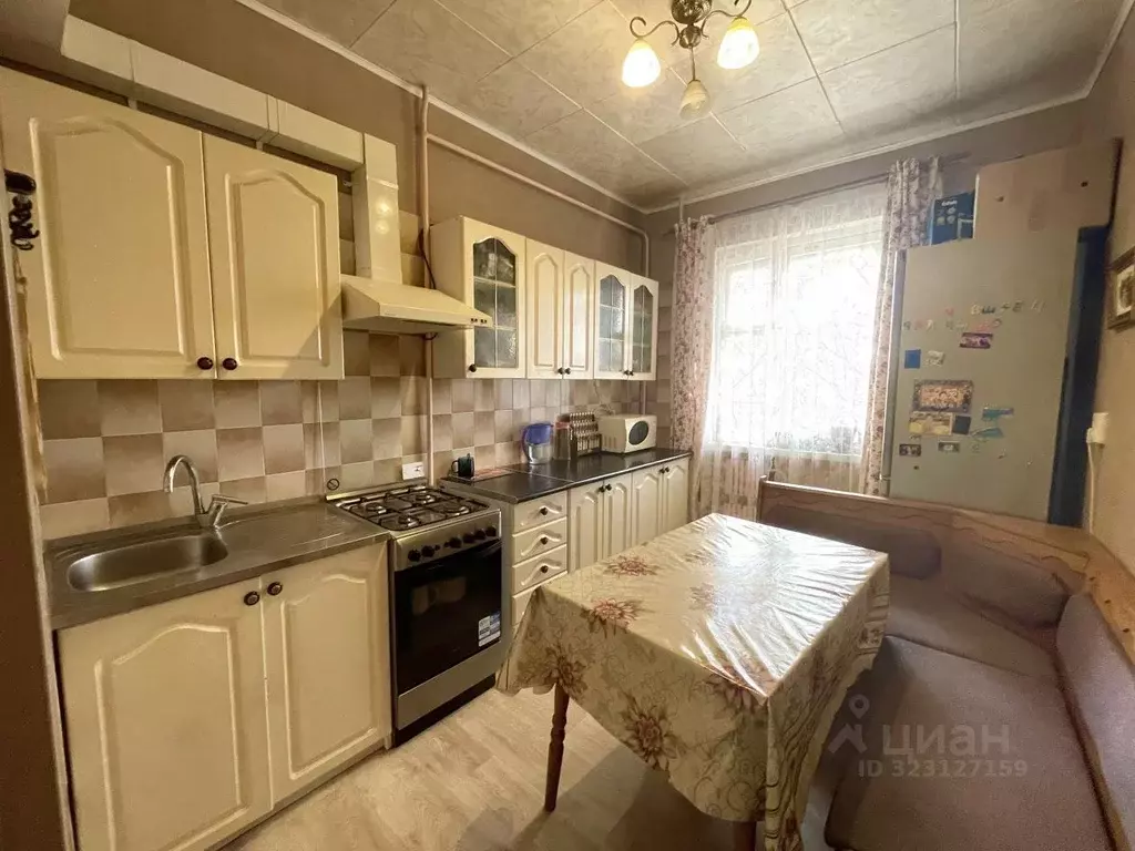 3-к кв. Астраханская область, Астрахань ул. Генерала Герасименко, 2 ... - Фото 1