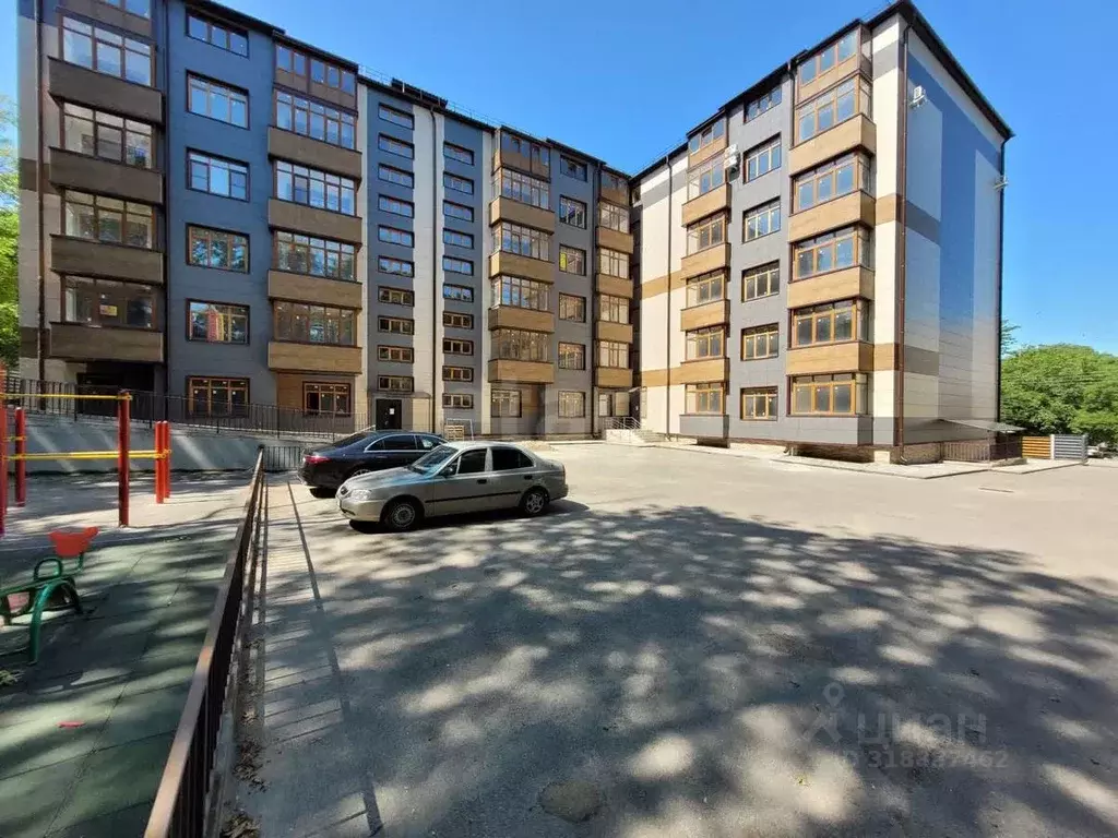 3-к кв. Ставропольский край, Железноводск ул. Косякина (122.5 м) - Фото 0