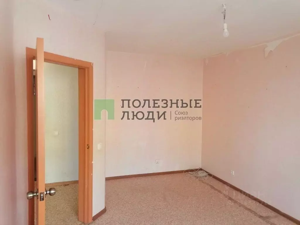 1-к кв. Курганская область, Курган Заозерный жилрайон, 11-й мкр, 9 ... - Фото 0
