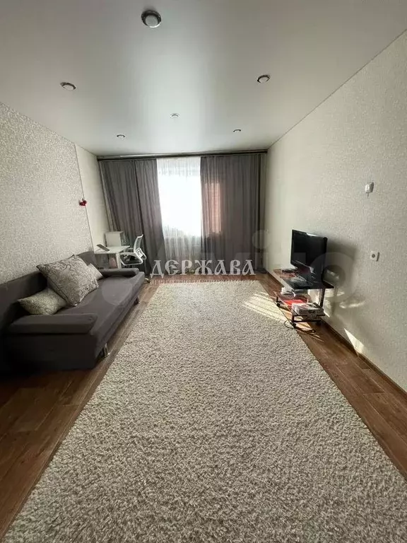 1-к. квартира, 40 м, 7/9 эт. - Фото 1