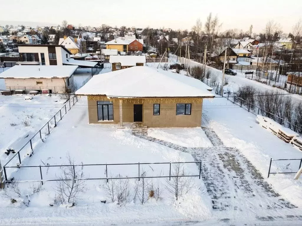 Дом в Ленинградская область, Ломоносовский район, Пениковское с/пос, ... - Фото 1