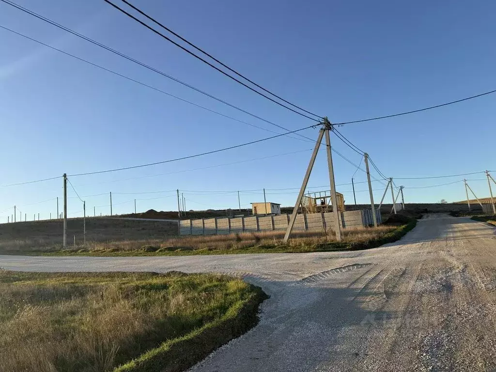 Участок в Севастополь с. Осипенко, ул. Ветеранов (4.0 сот.) - Фото 1