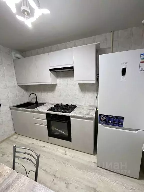 4-к кв. Астраханская область, Астрахань ул. Победы, 56 (70.0 м) - Фото 2