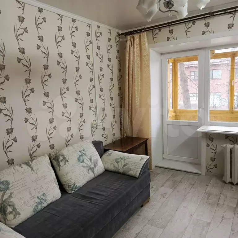 Комната 13,6 м в 6-к., 2/5 эт. - Фото 1