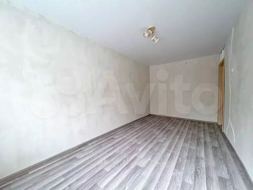 3-к. квартира, 61м, 1/5эт. - Фото 1