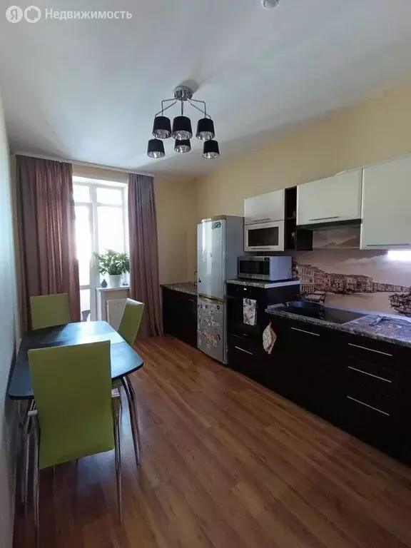 2-комнатная квартира: Пермь, улица Грибоедова, 74 (65.3 м) - Фото 0