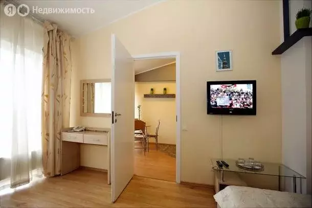 1-комнатная квартира: Острогожск, улица Орджоникидзе, 140 (36 м) - Фото 1