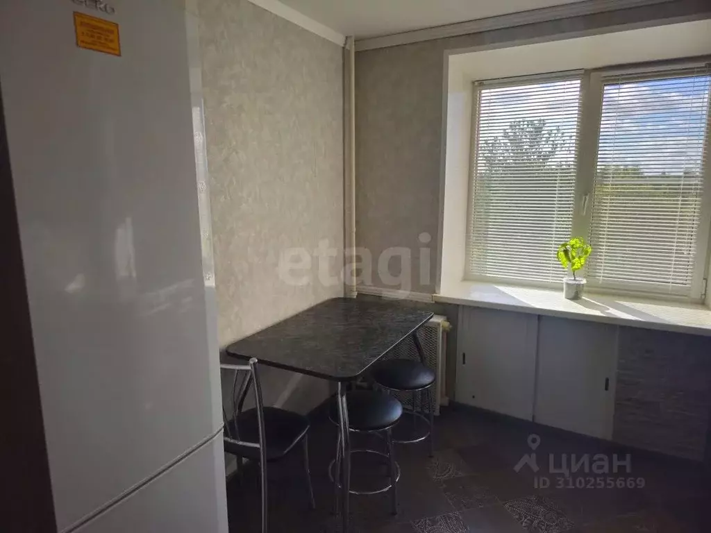 3-к кв. Архангельская область, Котлас Котлашанская ул., 14 (58.1 м) - Фото 1