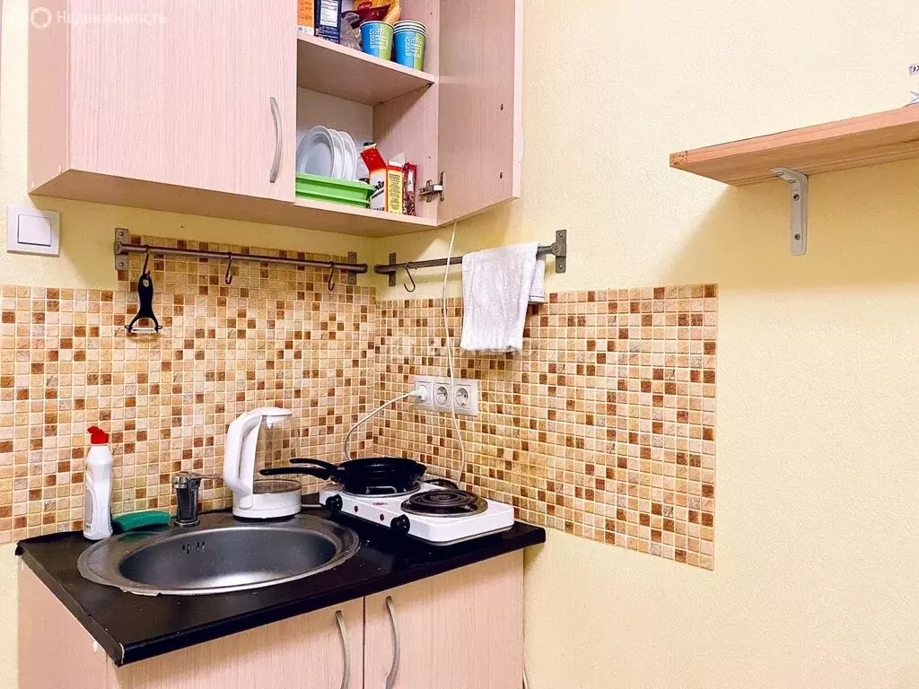 1к в 4-комнатной квартире (17.6 м) - Фото 2