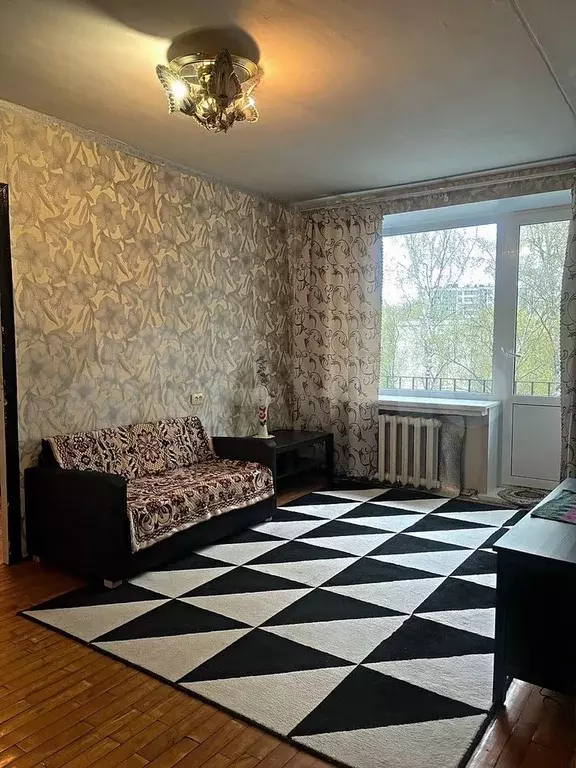 2-к. квартира, 45 м, 5/5 эт. - Фото 1